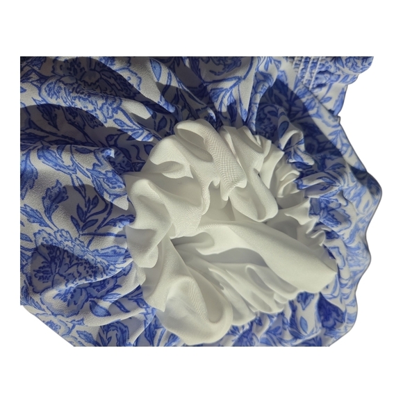 CeCe Floral Print Blouse in Blue and White - Picture 7 of 10